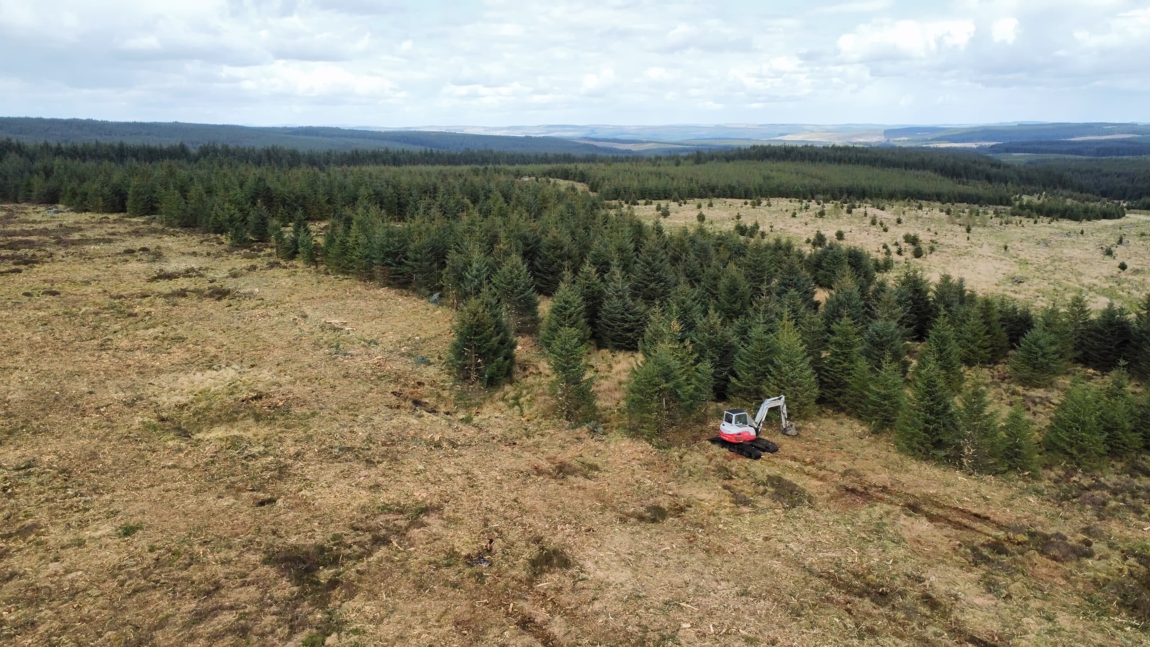 Ariel photo of Treeclear digger clearing peatland