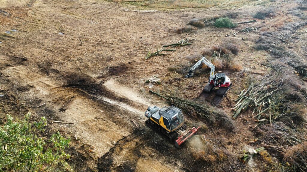 low ground pressure excavators